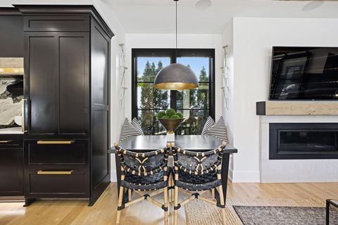 Tiny photo for 2648 Chester Road, Upper Arlington, OH 43221 (MLS # 225040562)