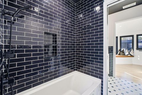 Tiny photo for 2648 Chester Road, Upper Arlington, OH 43221 (MLS # 225040562)
