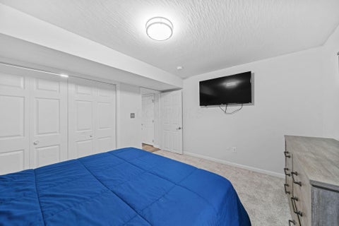 Tiny photo for 556 Kasons Way, Columbus, OH 43230 (MLS # 226036240)