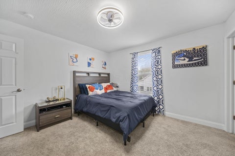 Tiny photo for 556 Kasons Way, Columbus, OH 43230 (MLS # 226036240)