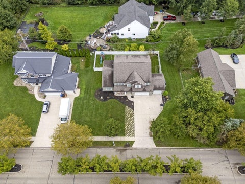 Tiny photo for 556 Kasons Way, Columbus, OH 43230 (MLS # 226036240)