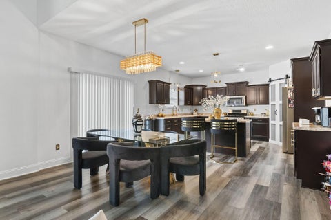 Tiny photo for 556 Kasons Way, Columbus, OH 43230 (MLS # 226036240)