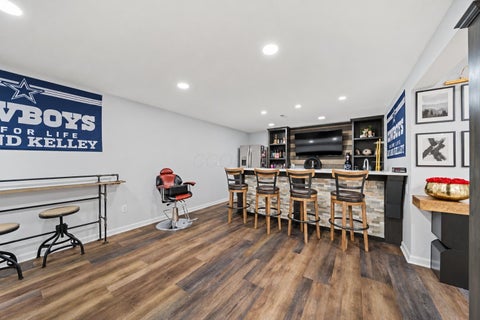 Tiny photo for 556 Kasons Way, Columbus, OH 43230 (MLS # 226036240)