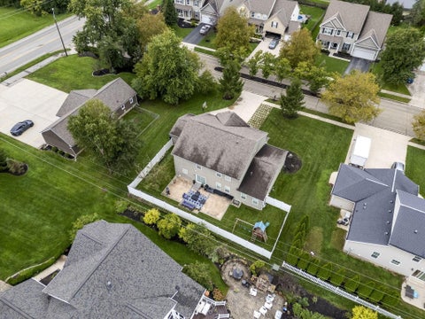 Tiny photo for 556 Kasons Way, Columbus, OH 43230 (MLS # 226036240)