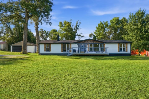 Photo of 6105 London Groveport Road, Grove City, OH 43123 (MLS # 226033241)