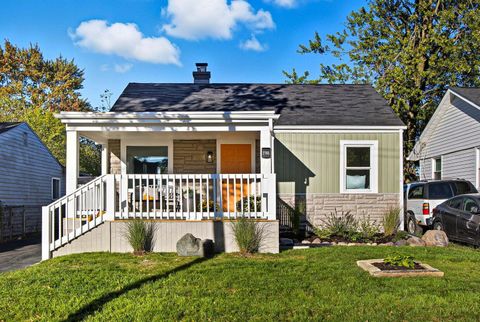 Photo of 2765 Pontiac Street, Columbus, OH 43211 (MLS # 225038509)