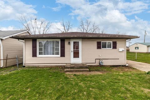 Photo of 692 Washington Avenue, Chillicothe, OH 45601 (MLS # 226008424)