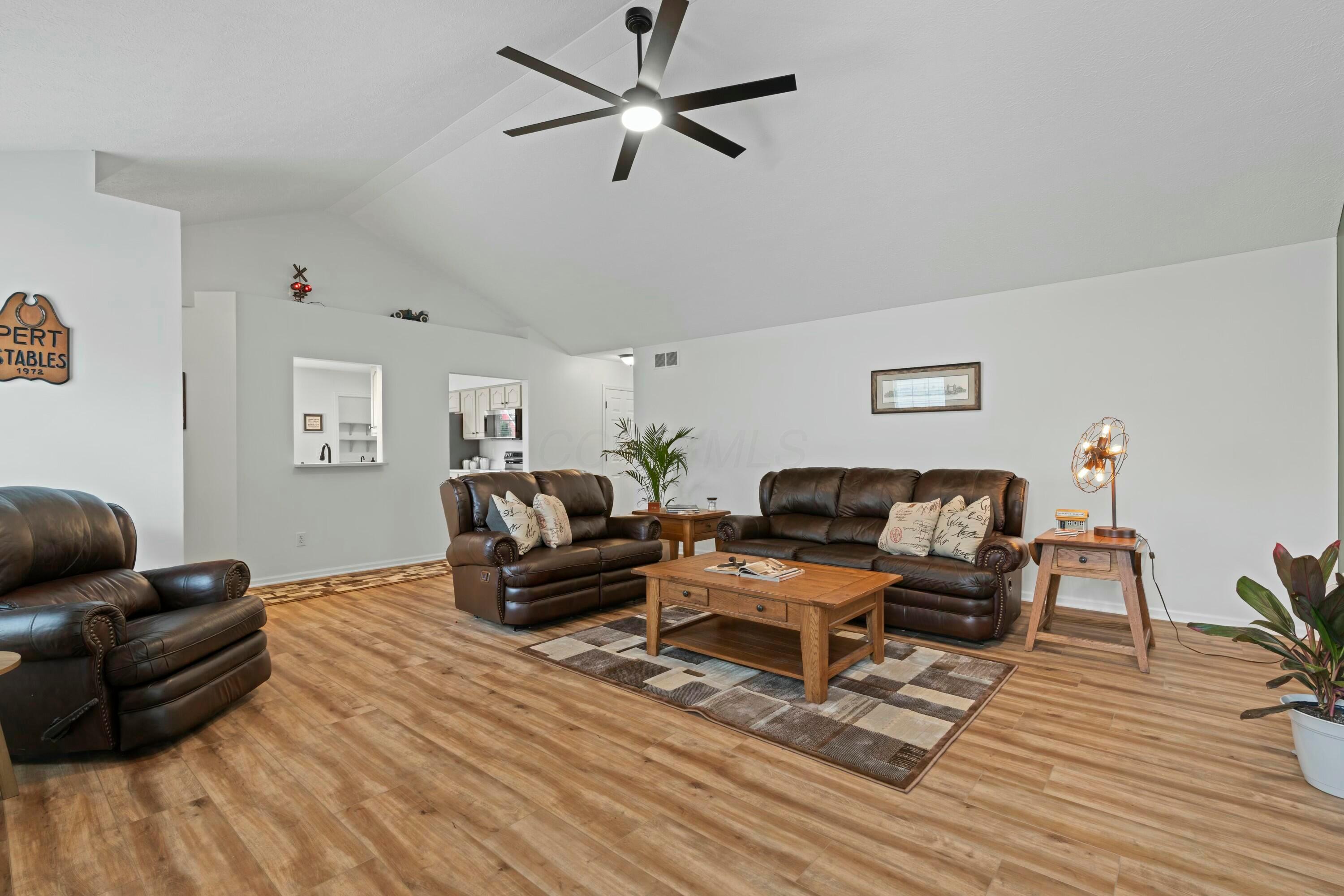 508 Straiton Square, Westerville, Ohio image 12