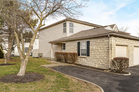 Photo of 5418 Coral Berry Drive, Columbus, OH 43235 (MLS # 226001416)