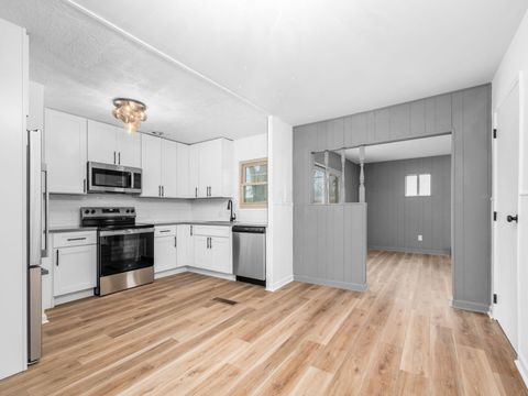 Tiny photo for 784 Gilmore Drive, Reynoldsburg, OH 43068 (MLS # 226004455)