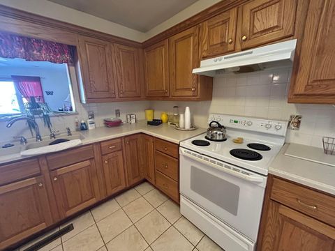 Tiny photo for 1605 Jackson Road, Zanesville, OH 43701 (MLS # 225037773)