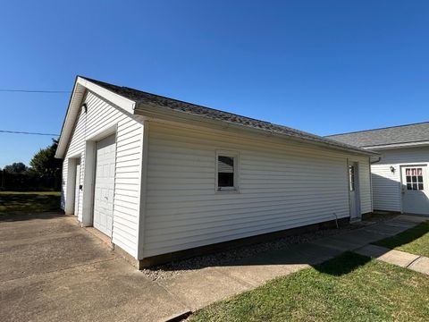 Tiny photo for 1605 Jackson Road, Zanesville, OH 43701 (MLS # 225037773)