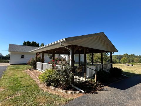 Tiny photo for 1605 Jackson Road, Zanesville, OH 43701 (MLS # 225037773)