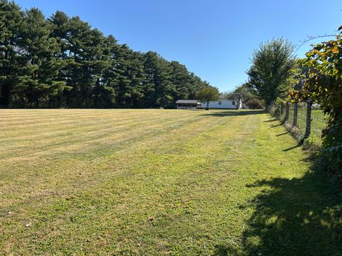 Tiny photo for 1605 Jackson Road, Zanesville, OH 43701 (MLS # 225037773)