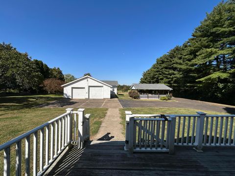 Tiny photo for 1605 Jackson Road, Zanesville, OH 43701 (MLS # 225037773)