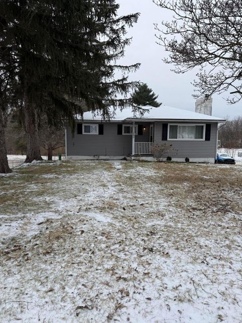 Photo of 2286 W Fair Avenue, Lancaster, OH 43130 (MLS # 226005896)