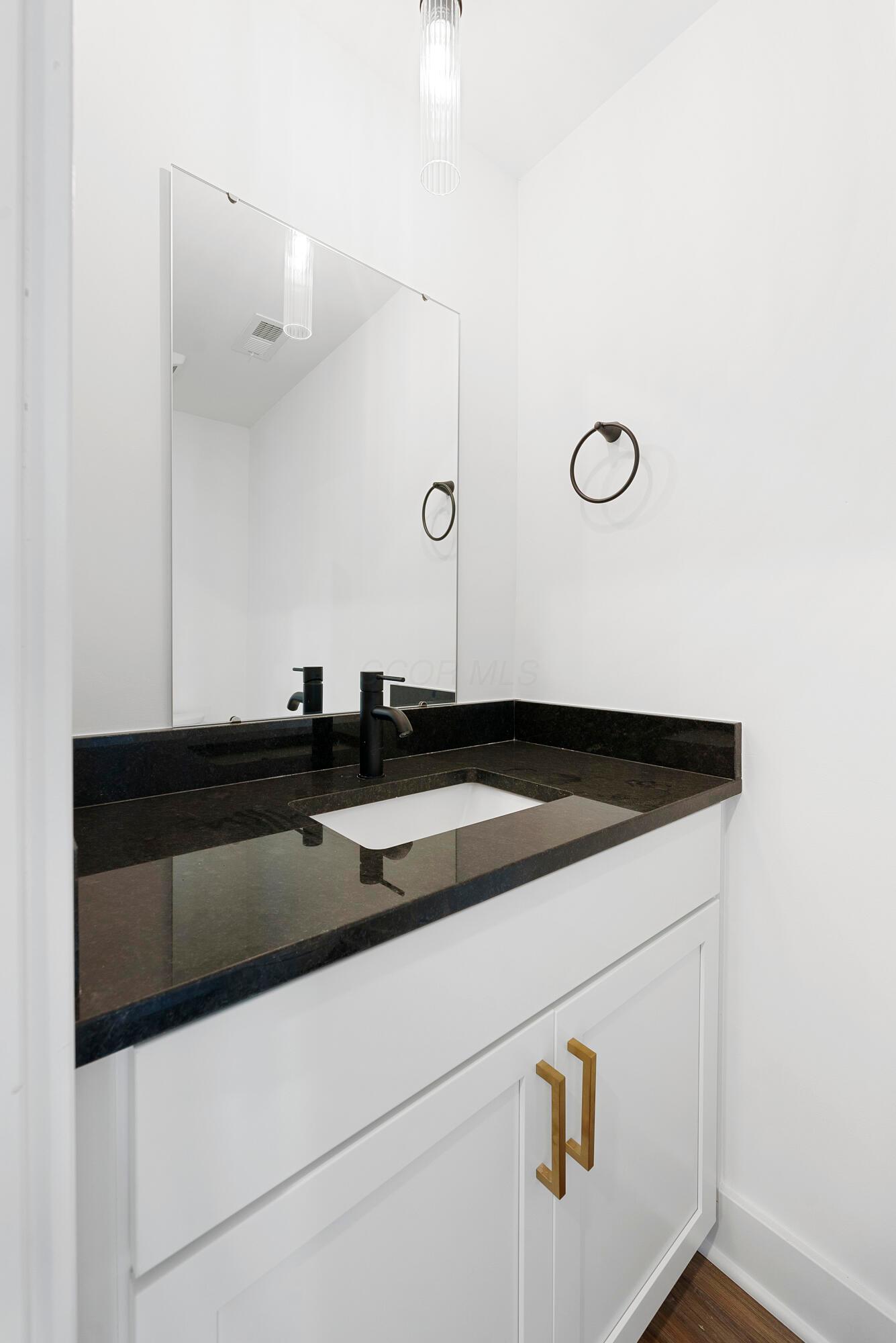 1108 Oak Street #11, Columbus, Ohio image 17