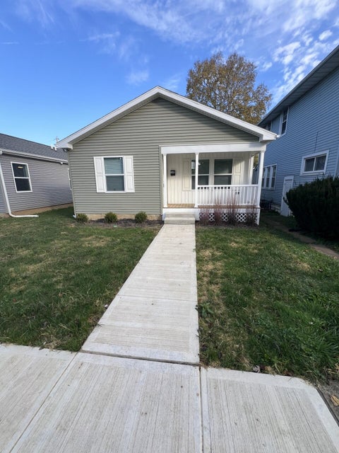 Photo of 160 E Channel Street, Newark, OH 43055 (MLS # 226041353)