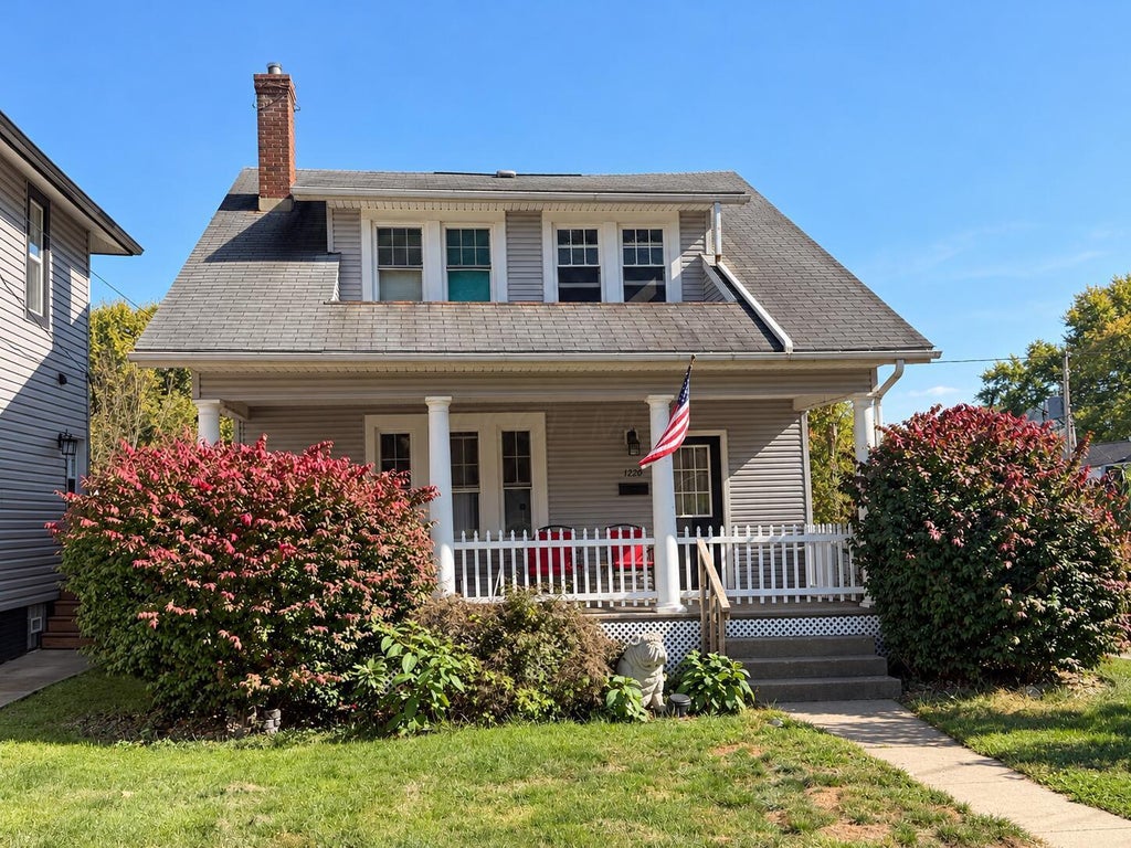 Photo of 1220 N Columbus Street, Lancaster, OH 43130 (MLS # 226040547)
