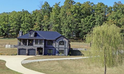 Homes For Sale - 216 Patrick Avenue<br/> Jackson, OH 45640