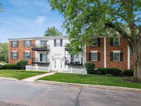 Condo For Sale - 1450 Slade Avenue #302<br/> Columbus, OH 43235