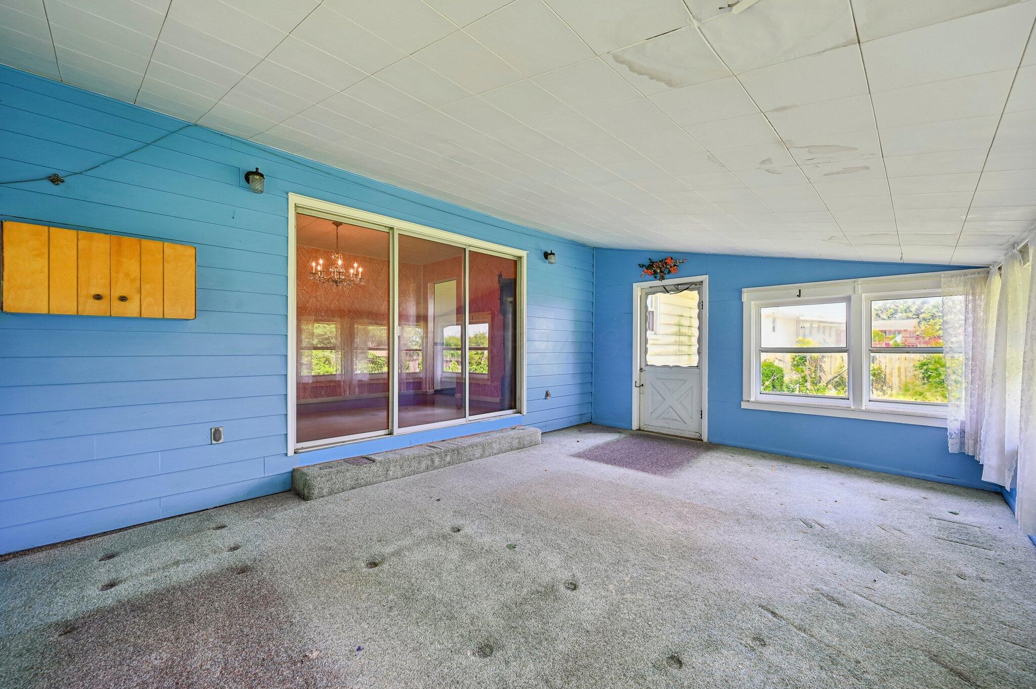 3910 Dayton Springfield Road, Springfield, Ohio image 11