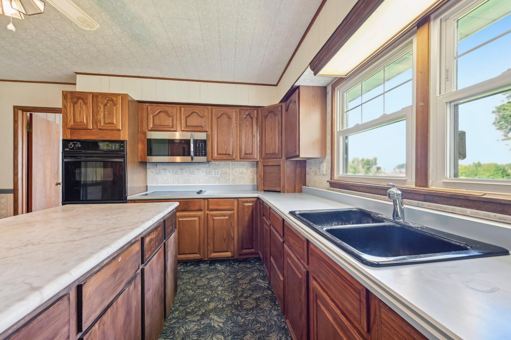 3910 Dayton Springfield Road, Springfield, Ohio image 15