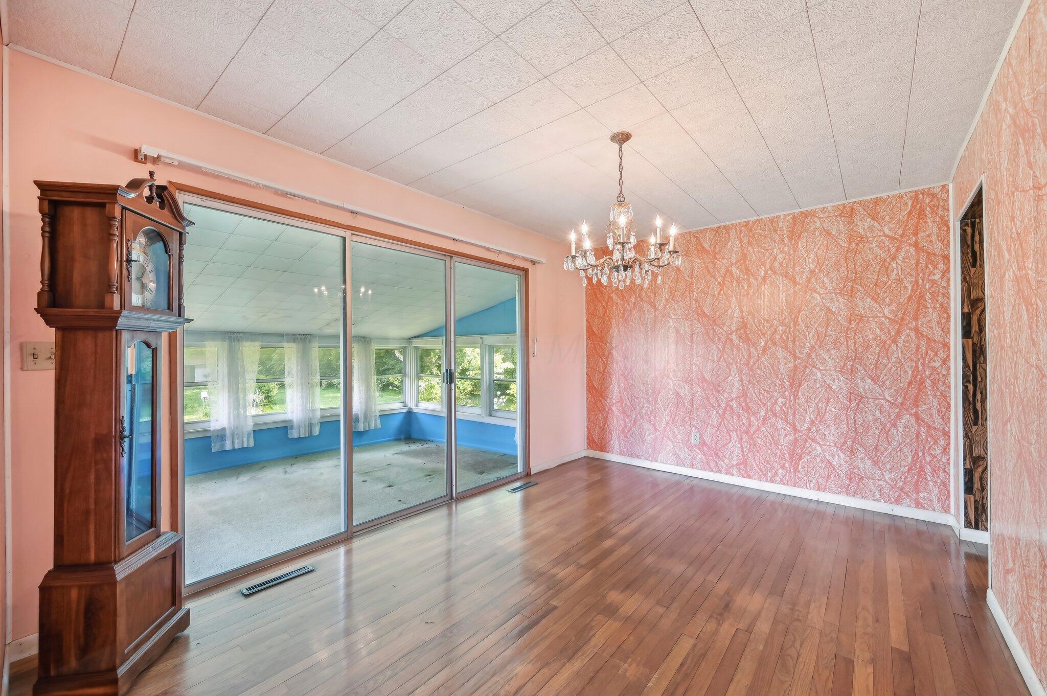 3910 Dayton Springfield Road, Springfield, Ohio image 9