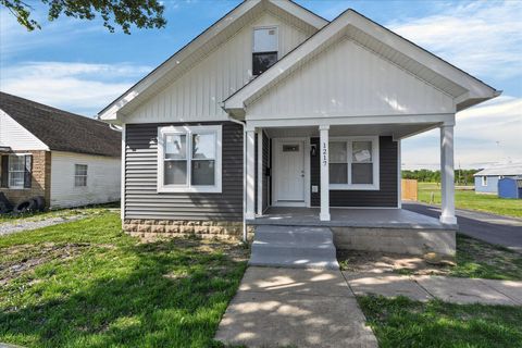 Photo of 1217 Grace Street, Washington Court House, OH 43160 (MLS # 226013823)