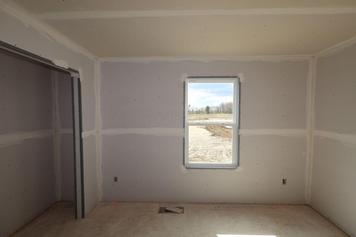 1748 Longhill Drive, Delaware, Ohio image 6
