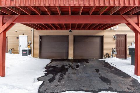 Tiny photo for 1015 Highland Street, Columbus, OH 43201 (MLS # 226003262)