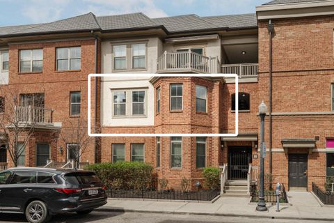 Photo of 12 W Russell Street, Columbus, OH 43215 (MLS # 226016611)