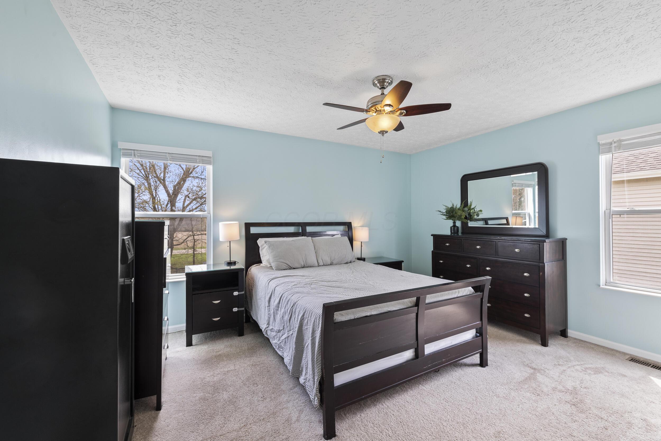 247 Harbinger Drive, Groveport, Ohio image 15
