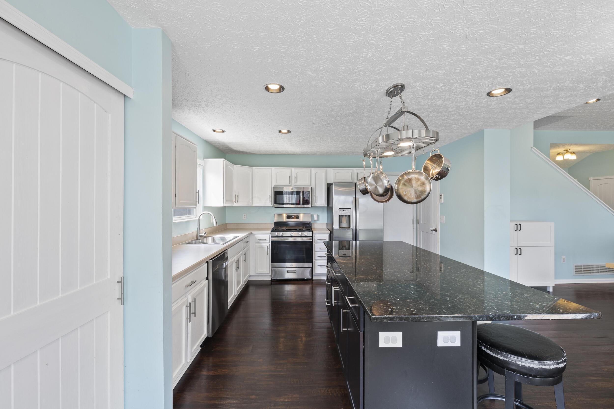 247 Harbinger Drive, Groveport, Ohio image 12