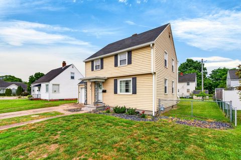Tiny photo for 489 Caroline Drive, Chillicothe, OH 45601 (MLS # 226022237)