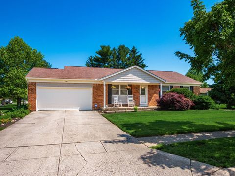 Photo of 90 Flintlock Way, Canal Winchester, OH 43110 (MLS # 226019947)