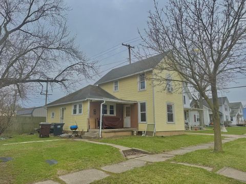 Photo of 511 W Maple Street, Willard, OH 44890 (MLS # 226008562)