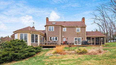 Tiny photo for 5110 Wilshire Drive, Zanesville, OH 43701 (MLS # 225044788)