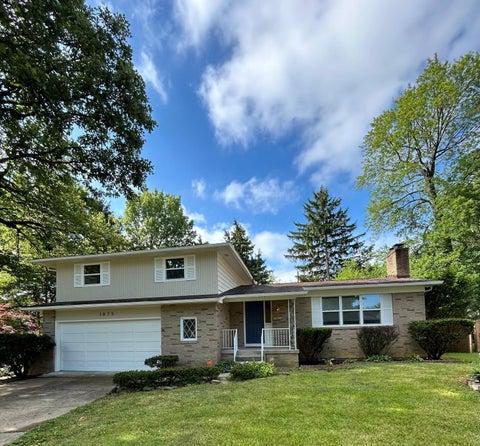 Photo for 1875 Tamarack Court N