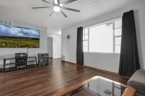 Tiny photo for 1097 S Hague Avenue, Columbus, OH 43204 (MLS # 225037278)