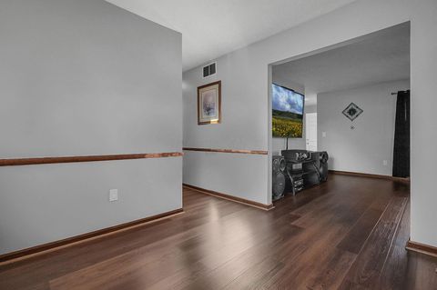 Tiny photo for 1097 S Hague Avenue, Columbus, OH 43204 (MLS # 225037278)