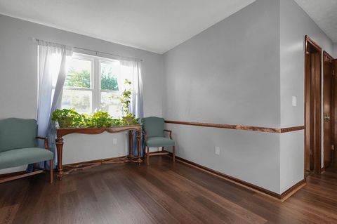 Tiny photo for 1097 S Hague Avenue, Columbus, OH 43204 (MLS # 225037278)