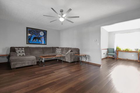 Tiny photo for 1097 S Hague Avenue, Columbus, OH 43204 (MLS # 225037278)