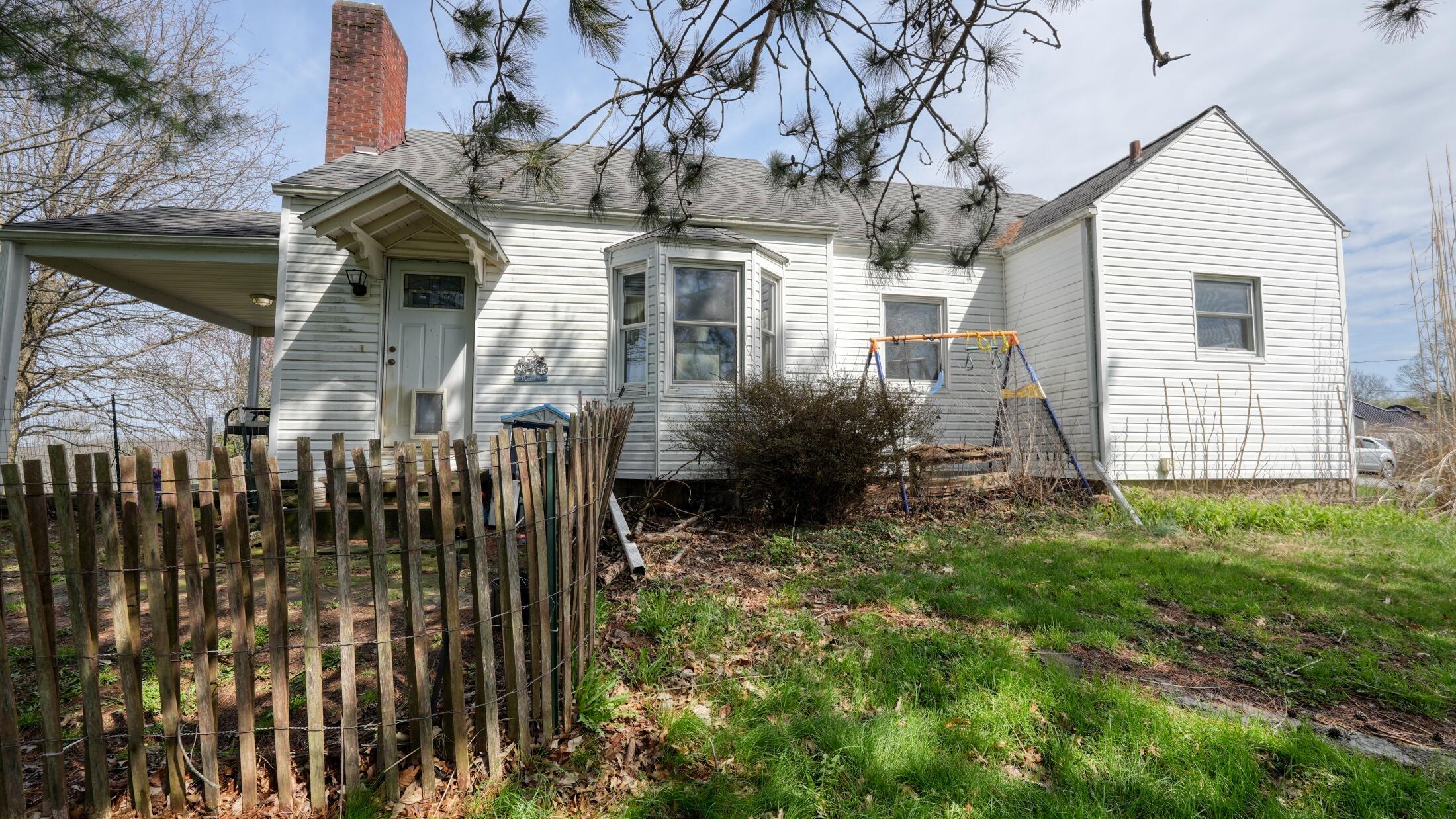 825 Friendship Drive