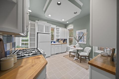 Tiny photo for 1220 Neil Avenue, Columbus, OH 43201 (MLS # 226021318)