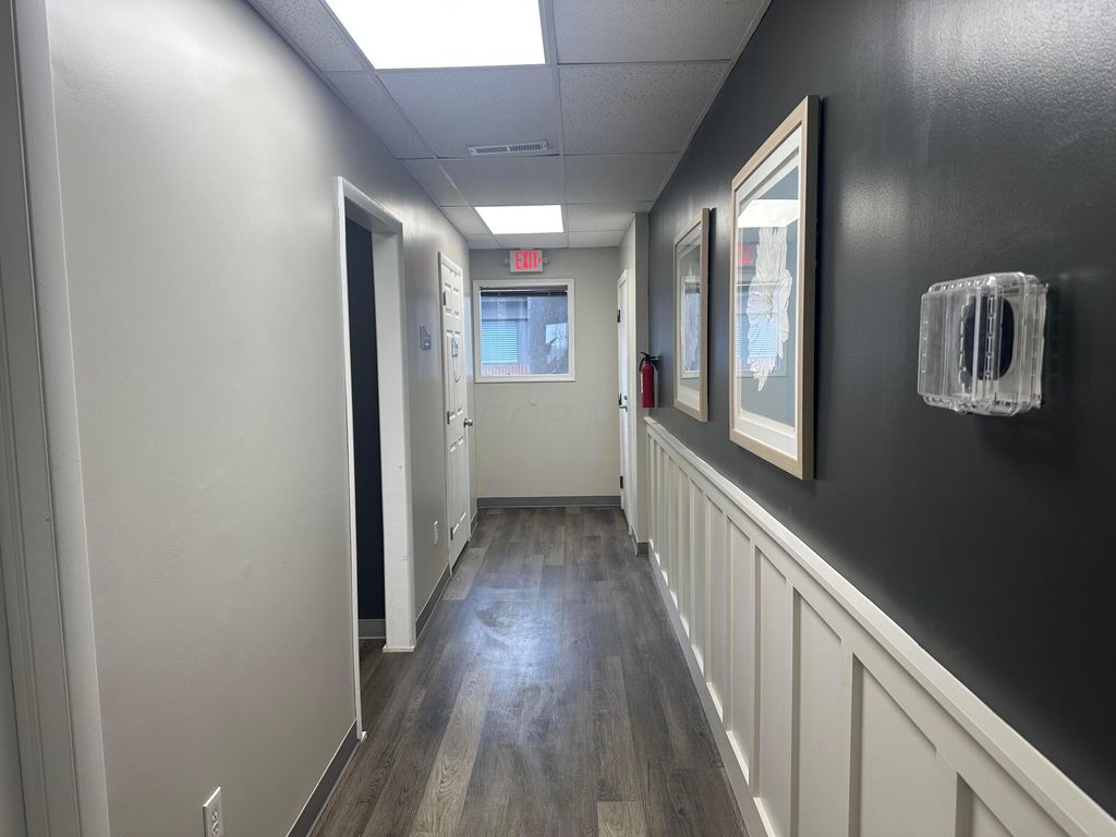 Photo of 7211 Sawmill Road C #C, Dublin, OH 43016 (MLS # 226022971)