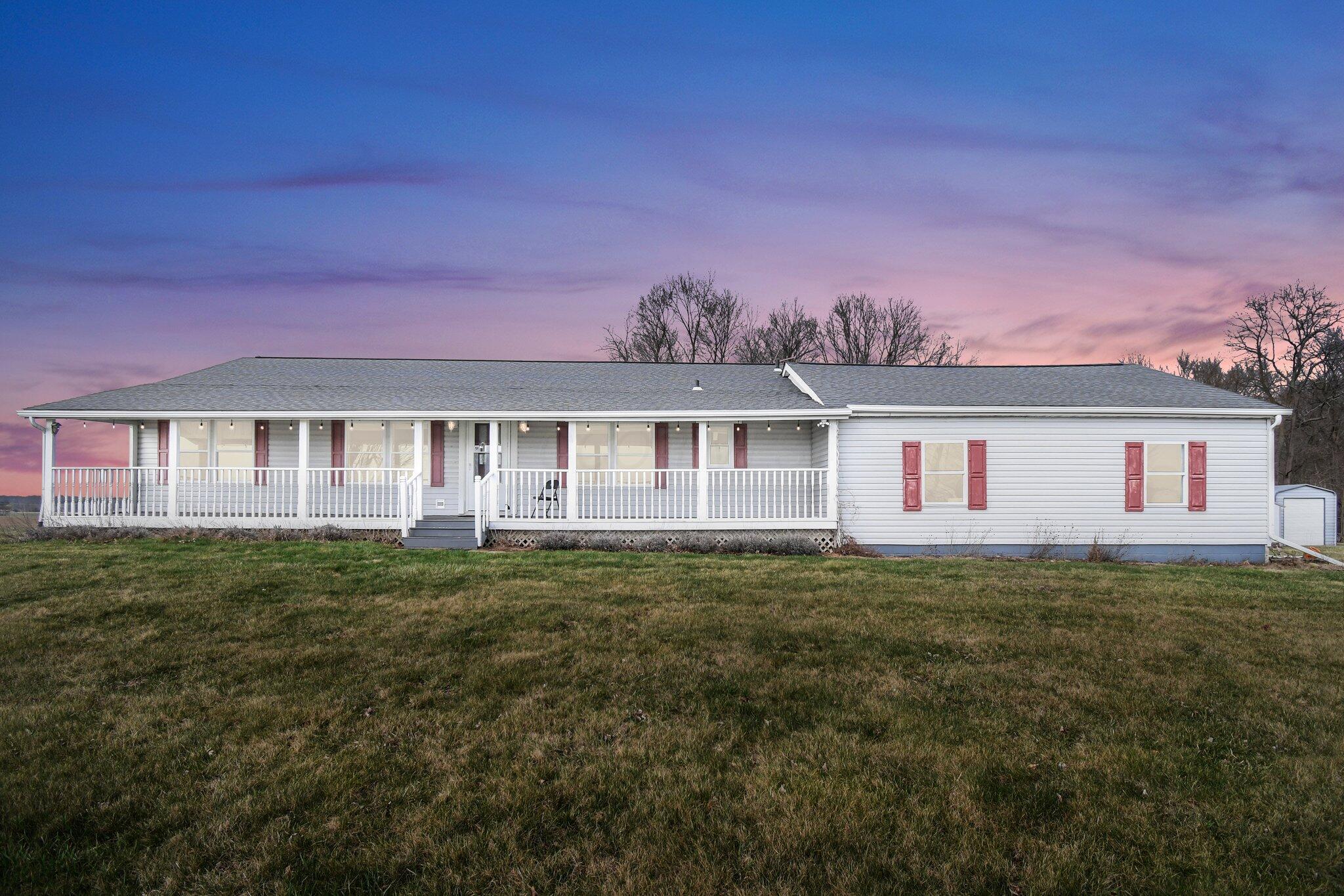 1421 Porter Lane, Centerburg, Ohio image 1