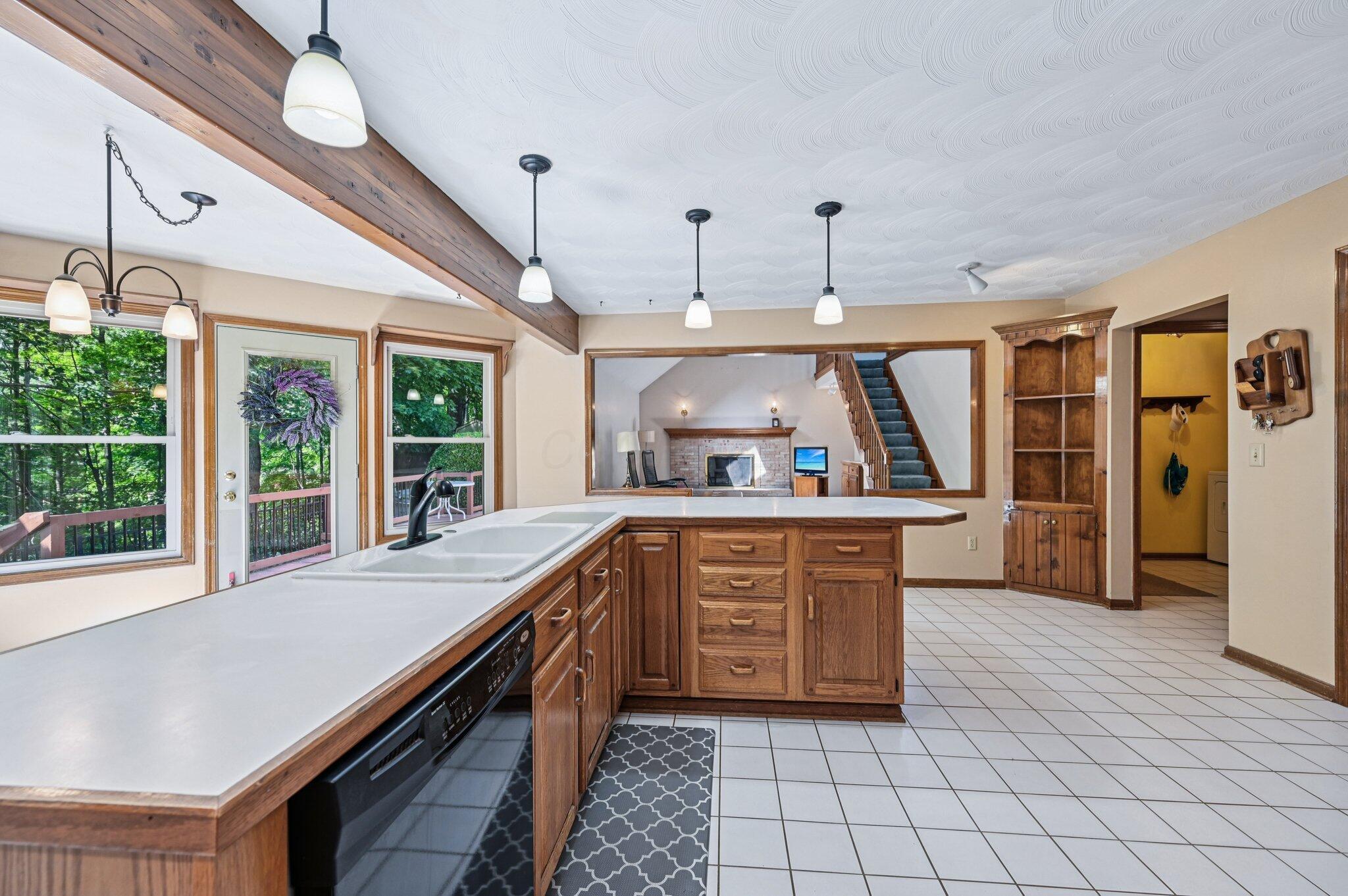 399 Fallriver Drive, Reynoldsburg, Ohio image 13