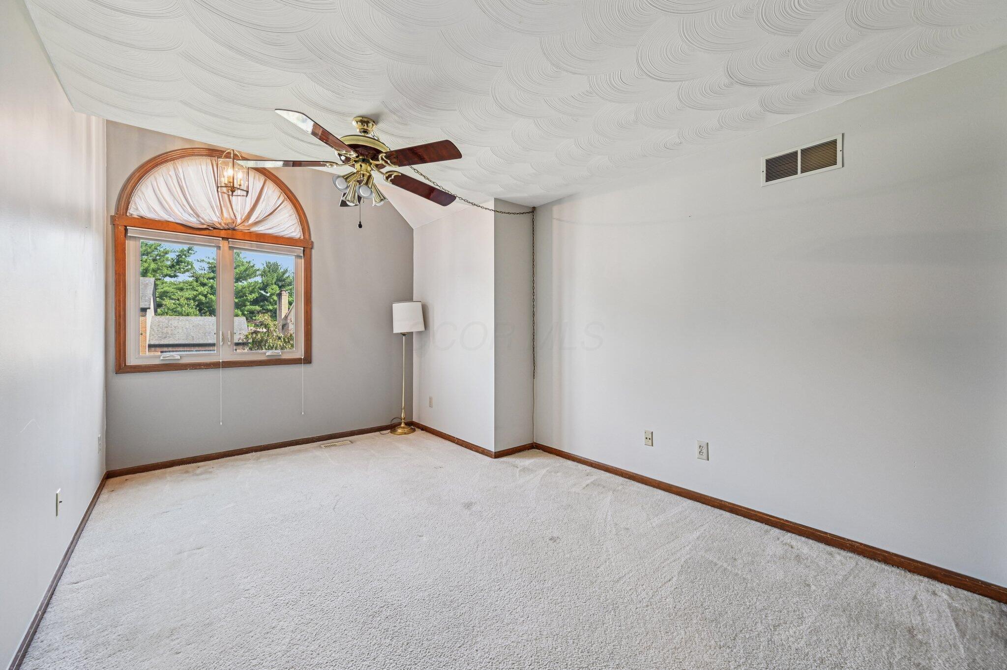 399 Fallriver Drive, Reynoldsburg, Ohio image 37