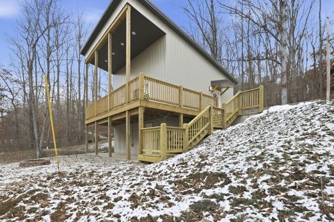 Tiny photo for 20029 Sowers Road, Laurelville, OH 43135 (MLS # 226002560)